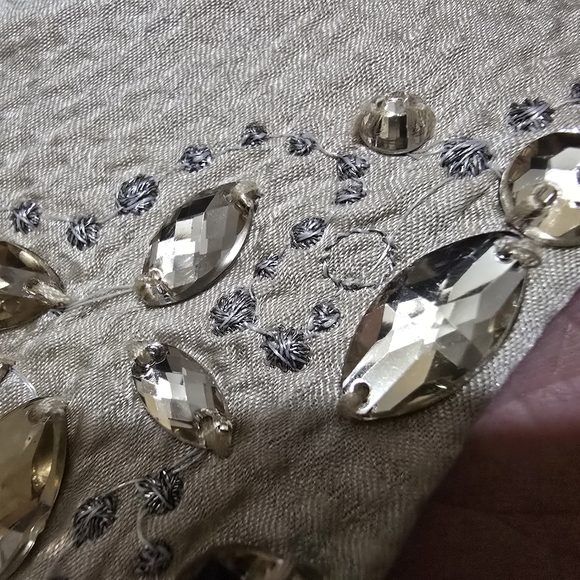 Antonio Melani Cream Color Sleeveless Size XS Silk Dress Blouse With Jewels - Picture 15 of 15